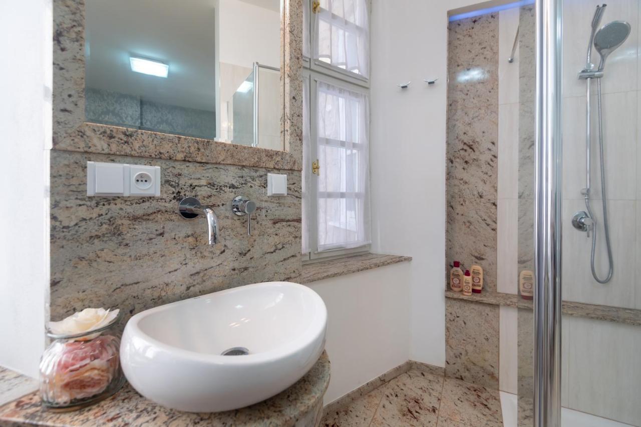 Quiet Apartment In The Heart Of Old Town Centre 프라하 외부 사진